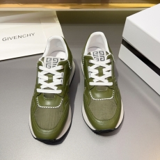 Givenchy Sneakers